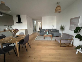 New 2floor apartment security park mall ski airport